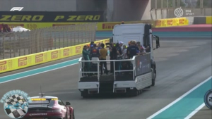 2022 R22  Abu Dhabi Nagyd&iacute;j - Yas Marina Pil&oacute;tapar&aacute;d&eacute;