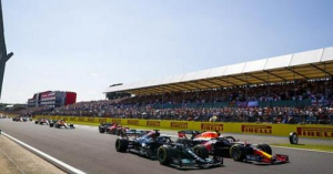 2021 R10 Angol Nagyd&iacute;j - Silverstone Futam